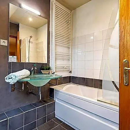 Hotel T3 La Longere 3*